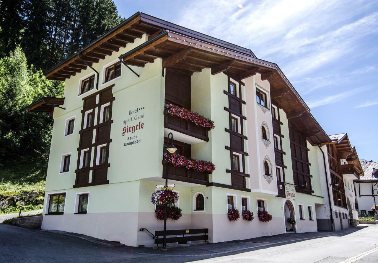 Hotel Garni Siegele - Silvretta Card Premium Betrieb Ischgl Exterior photo